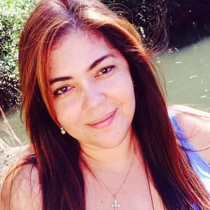 Meet your Posher, Tita